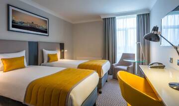 Фото номера Семейный номер (для 2 взрослых и 2 детей) Отель Maldron Hotel Dublin Airport г. Клогран 11